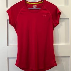 Under Armour Heat Gear Semi-Fitted Shirt Hot Pink M